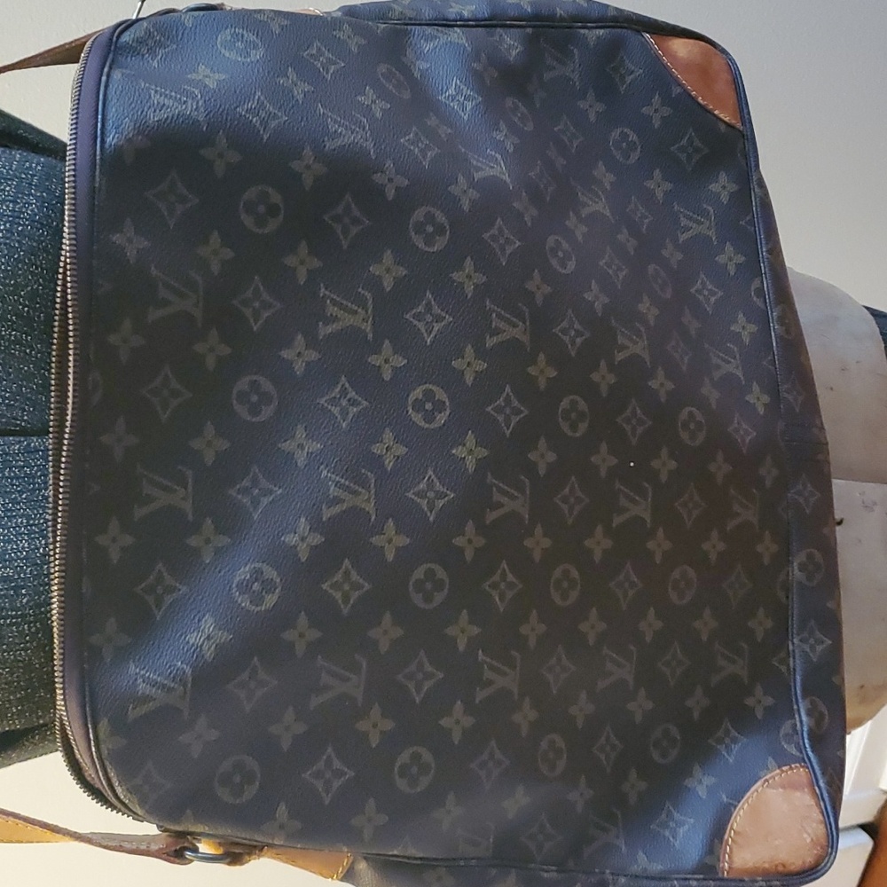 SOLD! ๐ฏ Authentic Louis Vuitton M51112 Ballad Monogram Shoulder Bag - Picture 17 of 17